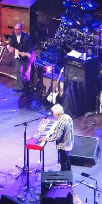 Ian McLagan, English keyboardist (Small Faces), dies at age 69